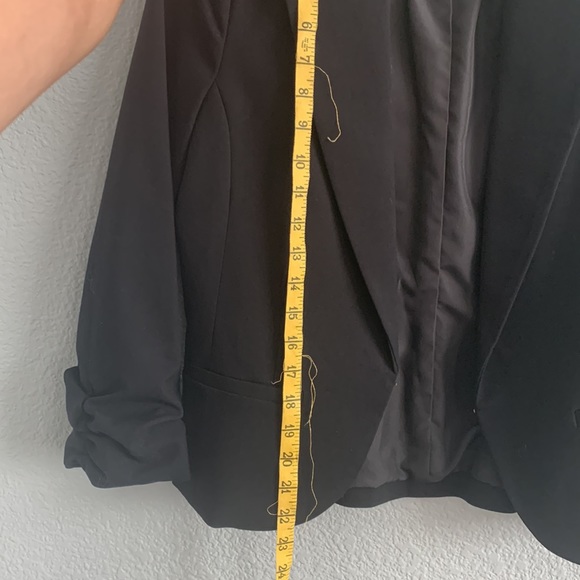 Jacket - Picture 5 of 9